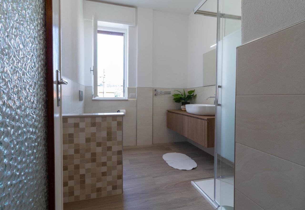 Mamma Ciccia Holiday Home - Casa Imperia Mandello del Lario Kültér fotó
