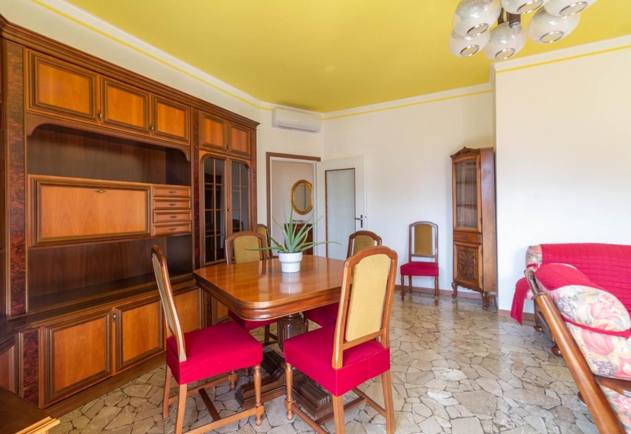 Mamma Ciccia Holiday Home - Casa Imperia Mandello del Lario Kültér fotó